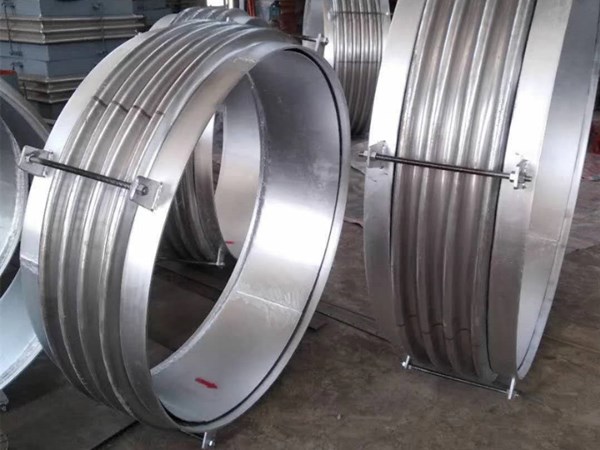 管道焊接波紋膨脹節